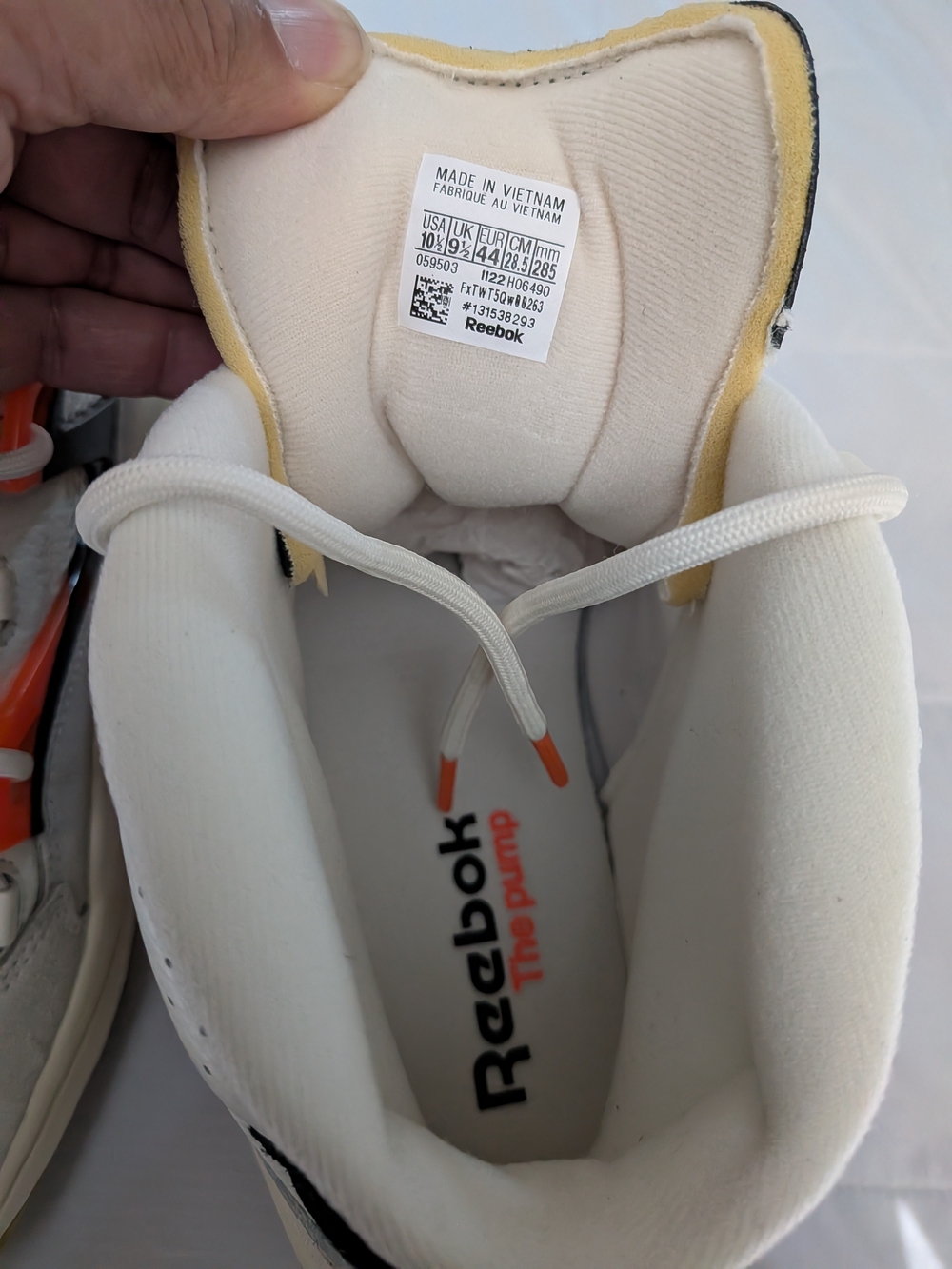 Reebok Question Pump Mid. - Picture 4 of 13